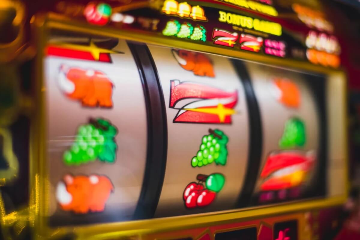 Подробнее о статье Почему в игровых автоматах есть бары и колокольчики?